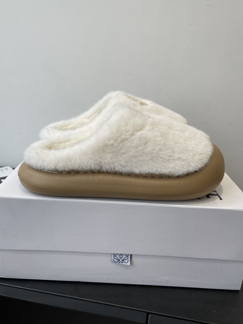 L0ew* slippers